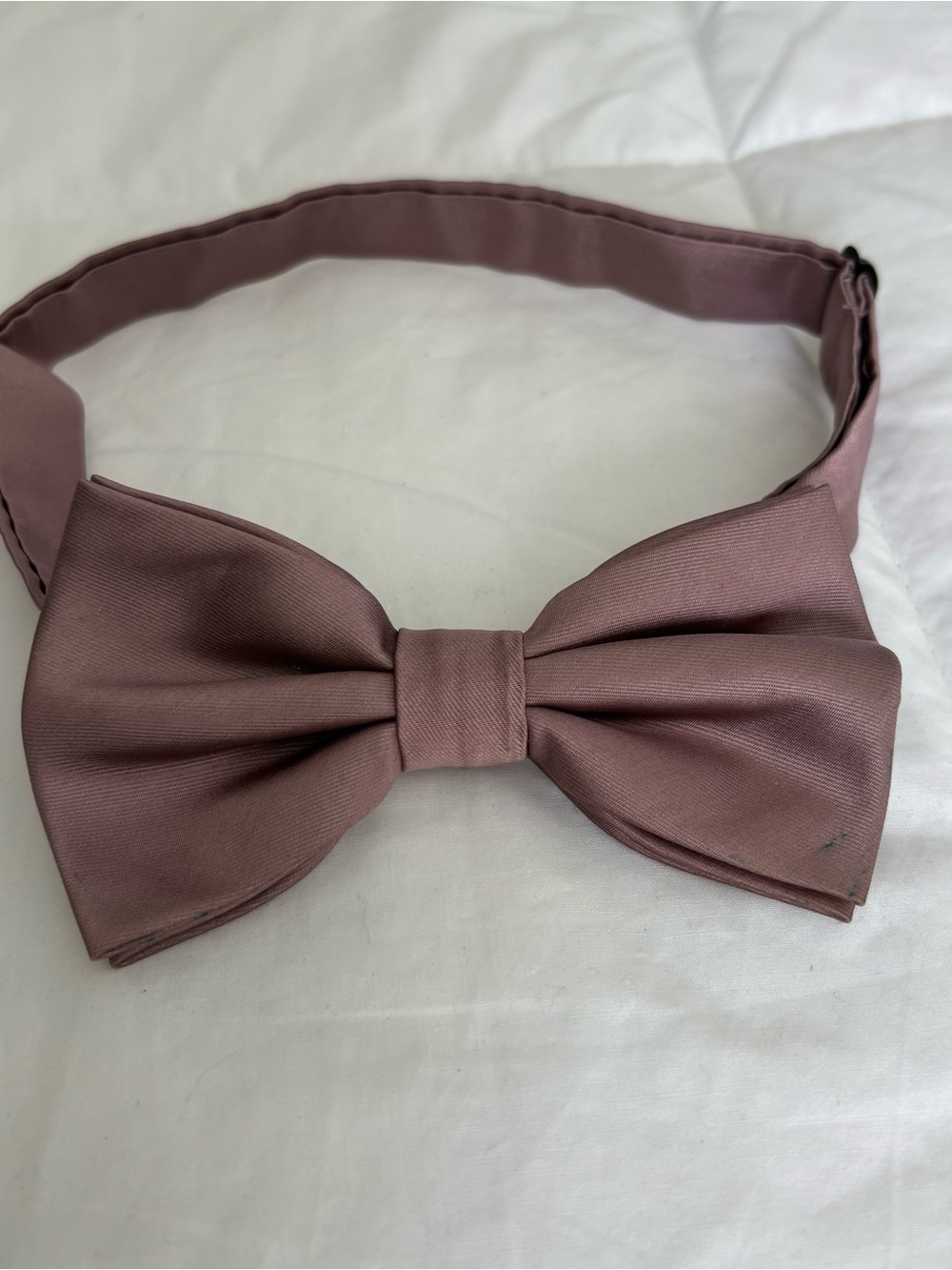 Dusty Rose Satin Adjustable Bow Tie | Item 0376